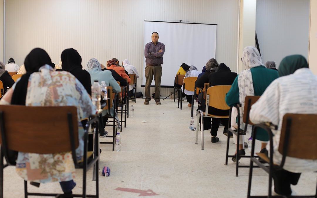📌انطلاق الامتحانات الجزئية لطلبة كلية العلوم الطبية الحيوية