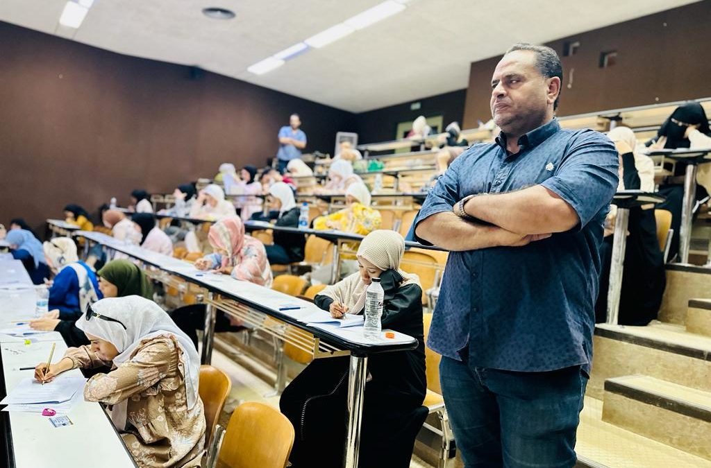 كلية العلوم الطبية الحيوية تعلن عن بدء امتحانات الدور الأول
