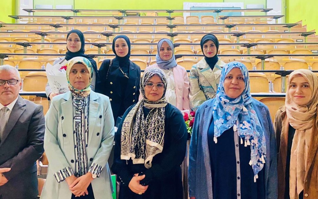 نجاح مناقشة مشاريع كلية العلوم الطبية الحيوية