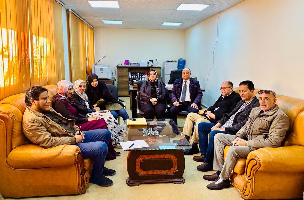 كلية العلوم الطبية الحيوية تعقد اجتماعها الخامس