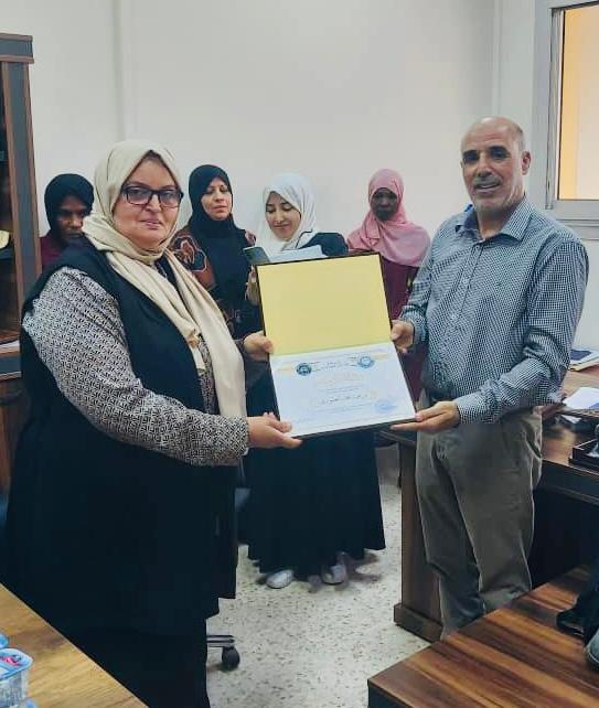 تكريم لموظفي كلية العلوم الطبية الحيوية تقديرًا لجهودهم