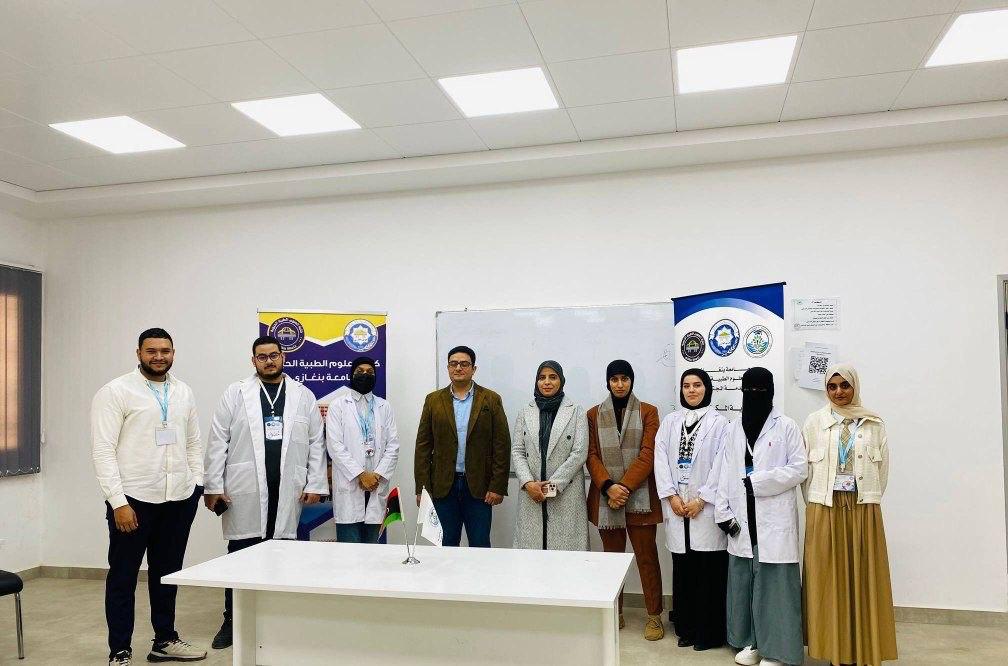 محاضرة علمية توعوية حول مقاومة مضادات الميكروبات بكلية العلوم الطبية الحيوية
