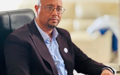 مجلس كلية العلوم الطبية الحيوية يناقش آلية تنفيذ قرار إلغاء سنة الإعداد بالكليات الطبية